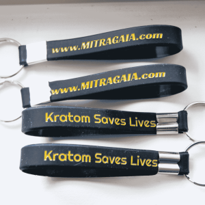 Kratom Saves Lives Keychain